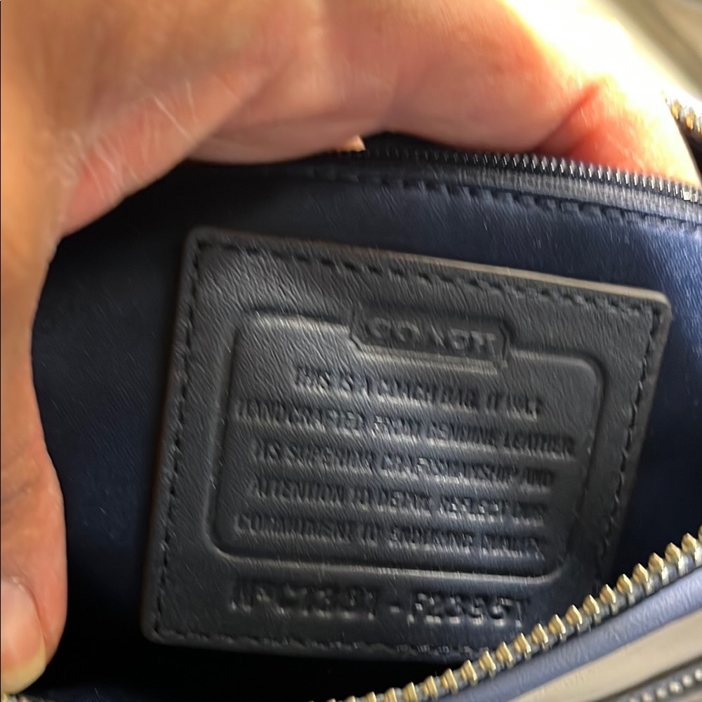 Coach Cream and Blue Women's Bag - Picture 4 of 8